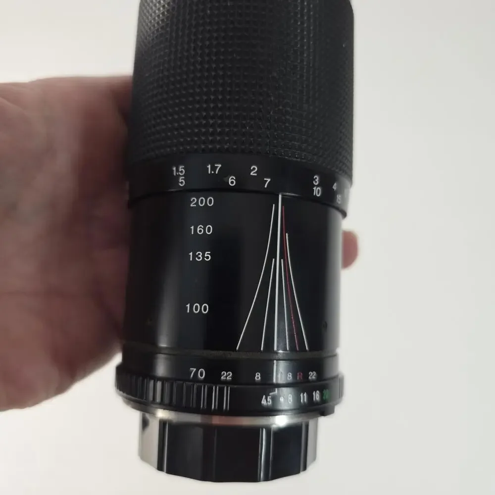 Tokina 70-200mm Camera Lens Macro 1:4.5-5.6 Minolta Mount - Read